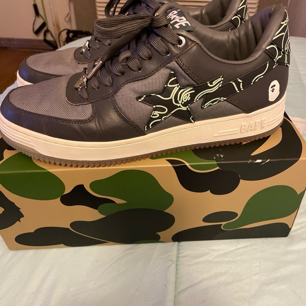 Bape Gray Sneakers for Casual Style - Picture 7 of 16